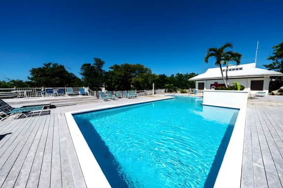 Ocean Breeze Retreat (17 Upper)