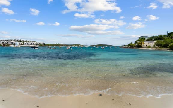 Bay La Vie (Anch 207)