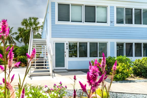 Crystal Cove B19